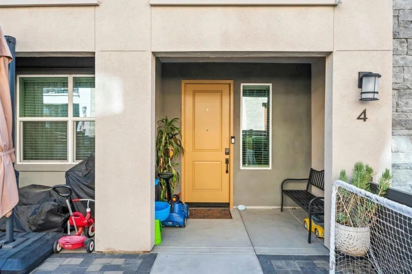 771 Abby Drive ##4 photo 2