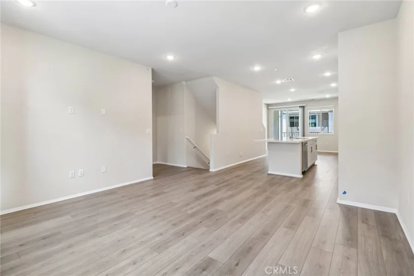 406 Lotus Drive photo 9