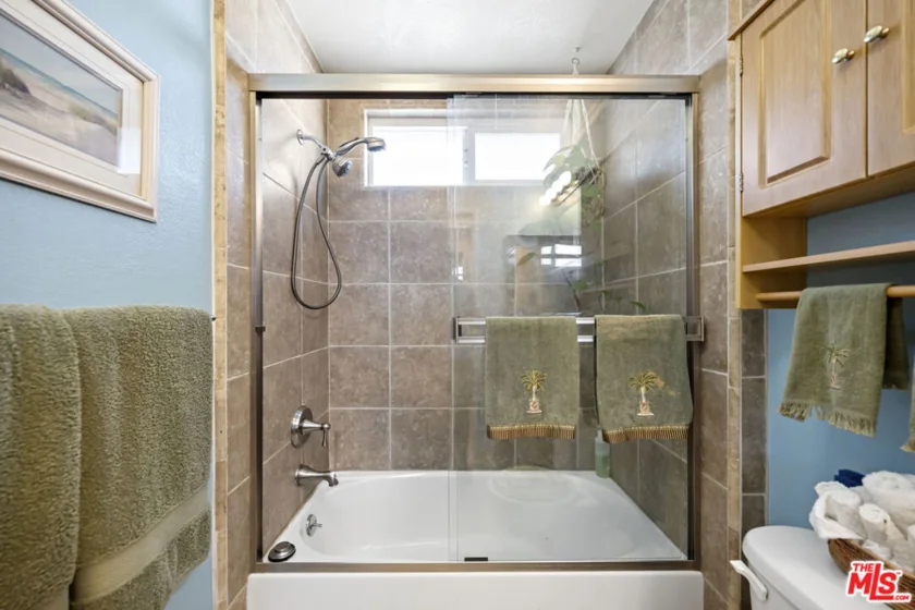 1100 Walnut Avenue #6 photo 9