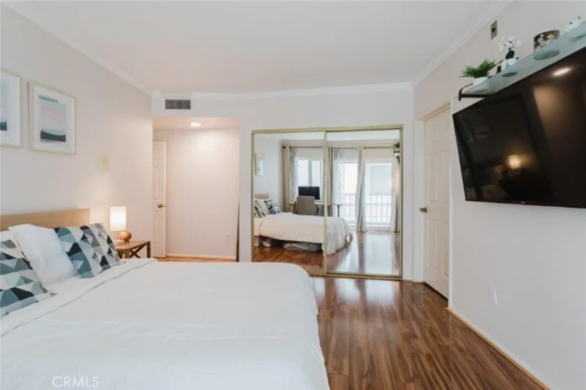 13220 Valleyheart Drive #202 photo 39