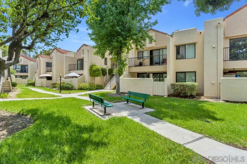 10805 Camino Ruiz #36 photo 2