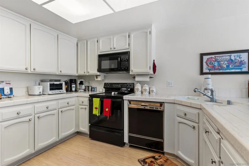 11872 Bernardo Terrace Unit A photo 27