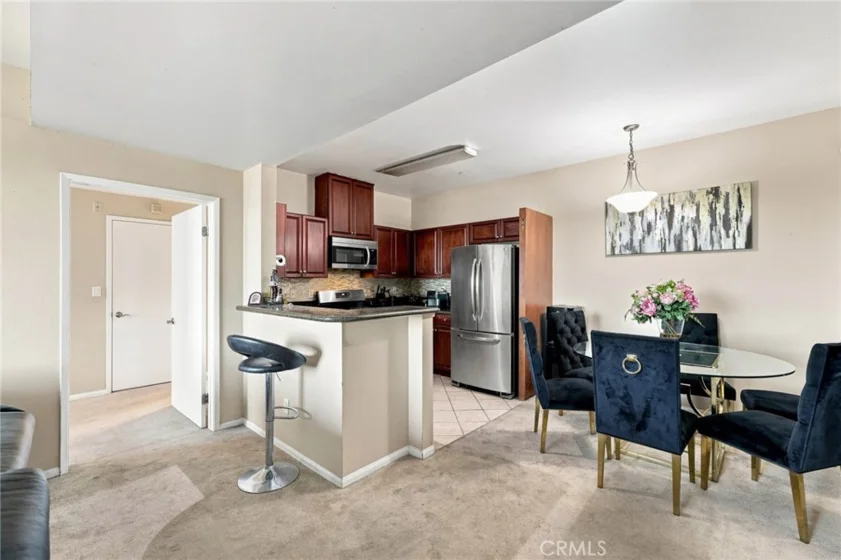 13941 Sherman Way #407 photo 1