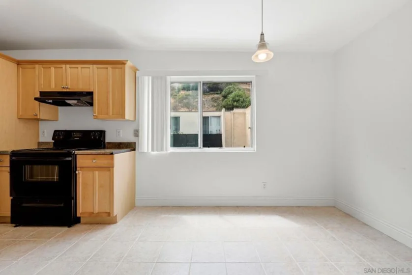 2850 Reynard Way #16 photo 11