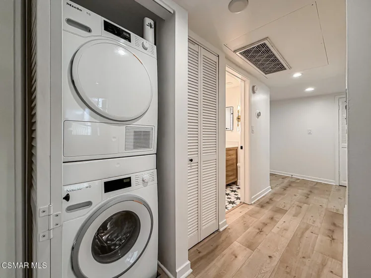4807 Woodley Avenue #207 photo 28