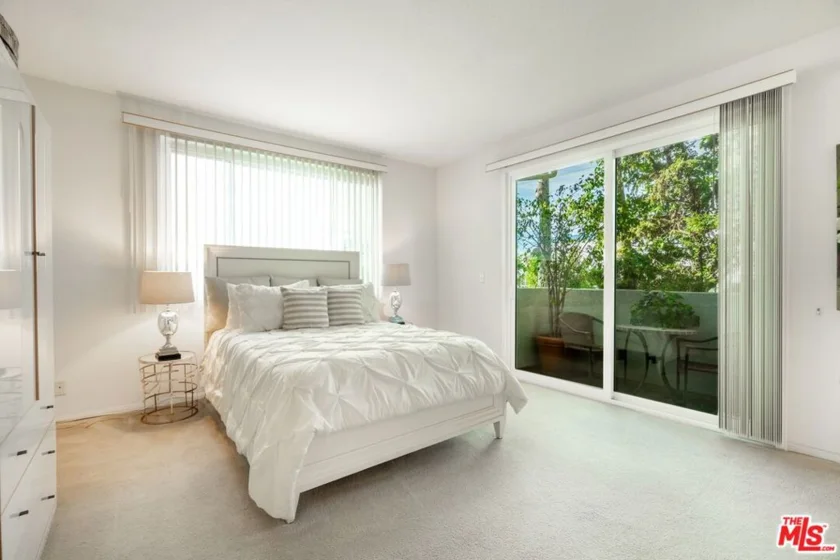 11535 Rochester Avenue #308 photo 5