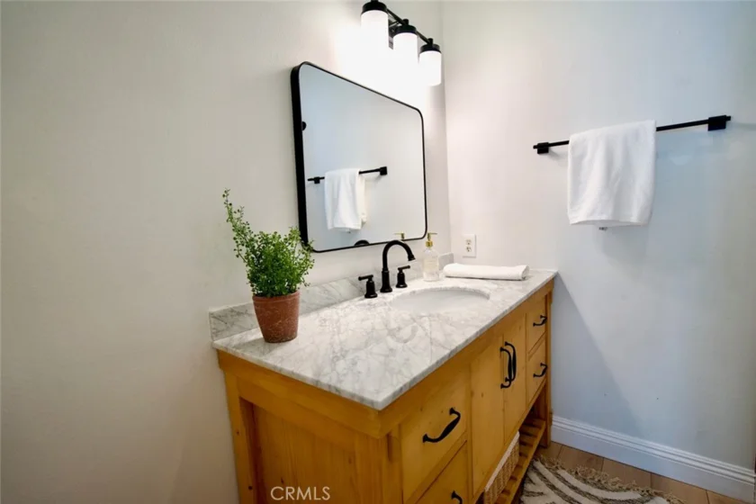 5500 Ackerfield Avenue #104 photo 10