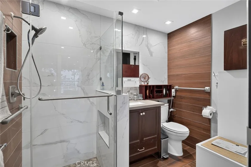 5201 S S Marina Pacifica Drive photo 14