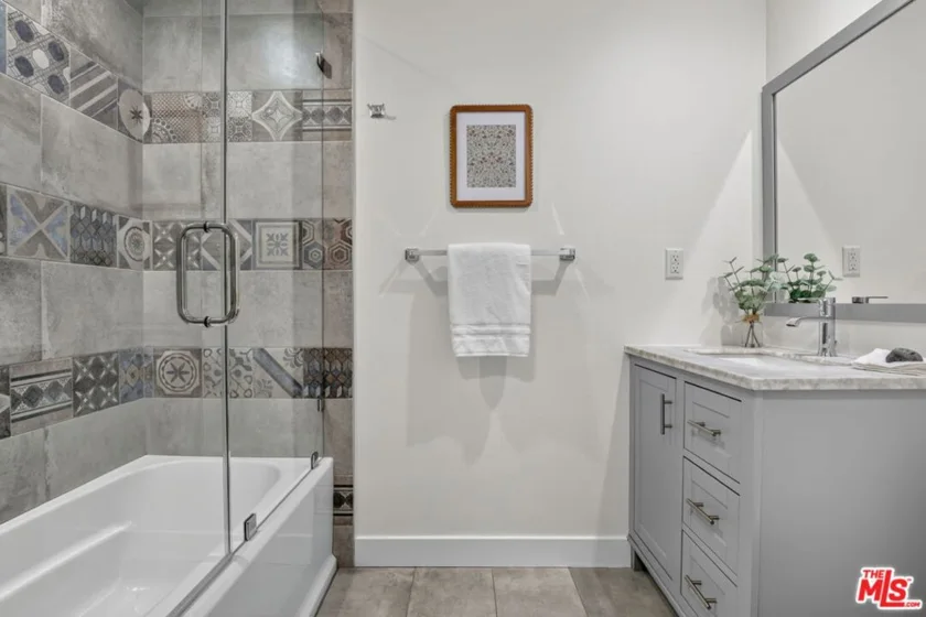 1509 Greenfield Avenue #207 photo 33