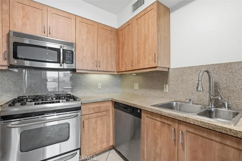 267 S San Pedro #315 photo 4
