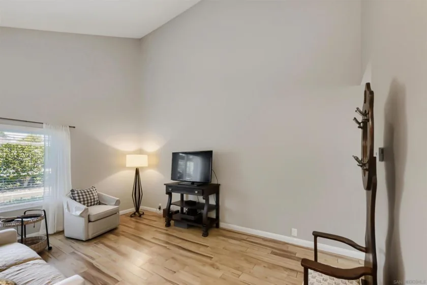 10825 Caravelle Place photo 13