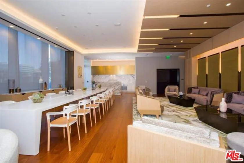 889 Francisco Street #2210 photo 15