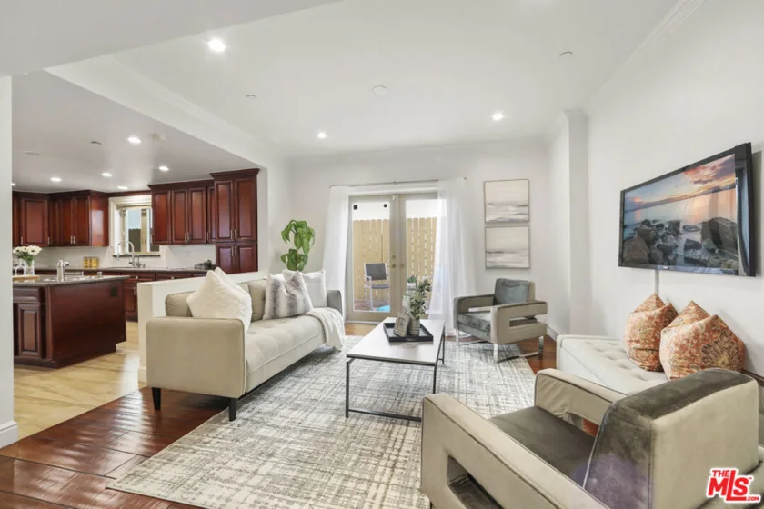 918 S Wooster Street #1 photo 8