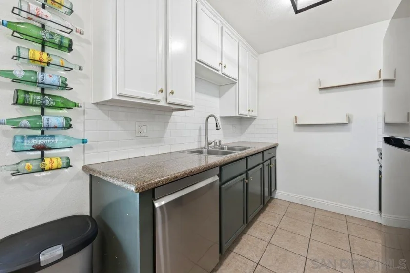 3535 Madison #233 photo 28