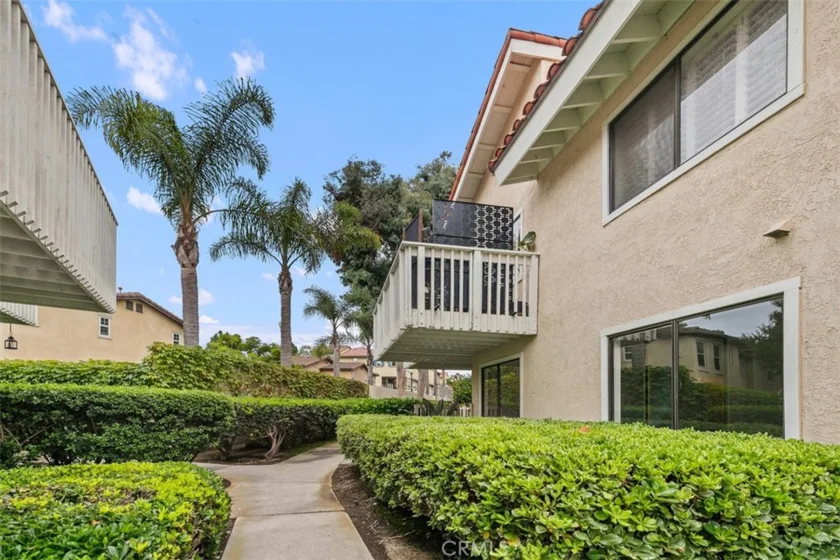 19215 Shoreline Lane #4 photo 1