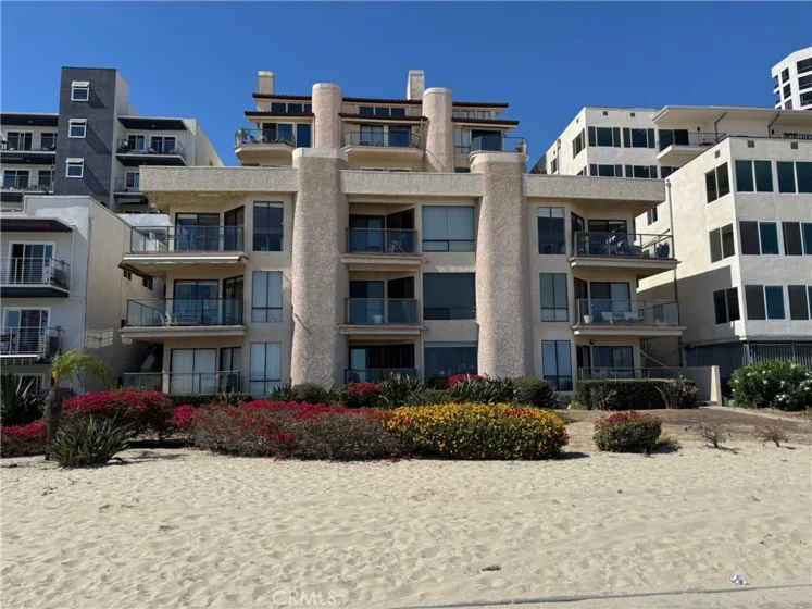 1230 E Ocean Boulevard #503 photo 1