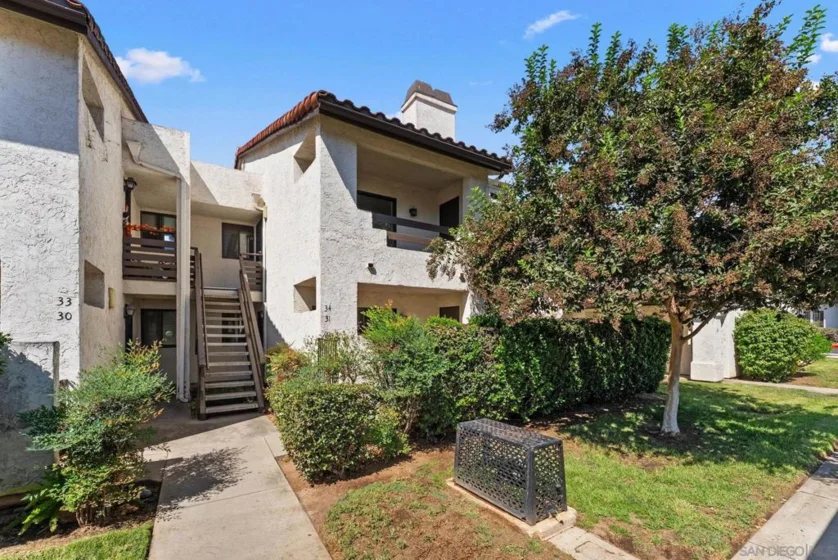 2425 Cranston Drive #31 photo 33