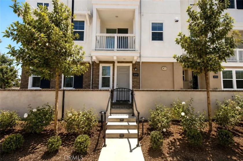 1030 N Anaheim Boulevard #2 photo 3