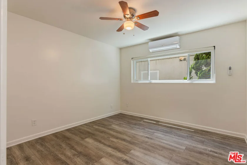 1955 Tamarind Avenue #2 photo 11