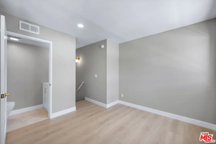 869 S Wooster Street #301 photo 6