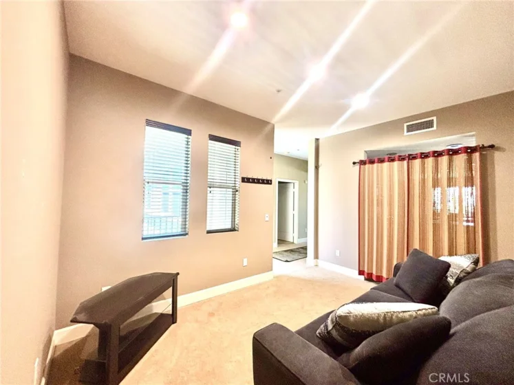300 E 4th Street #422 photo 9
