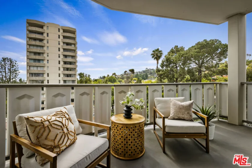4411 Los Feliz Boulevard #502 photo 20