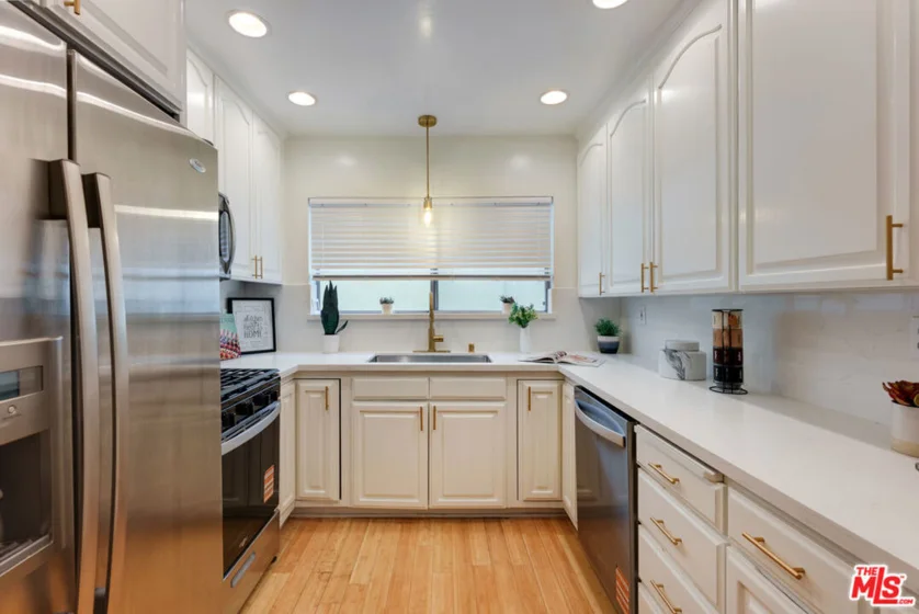 4312 Babcock Avenue #3 photo 9