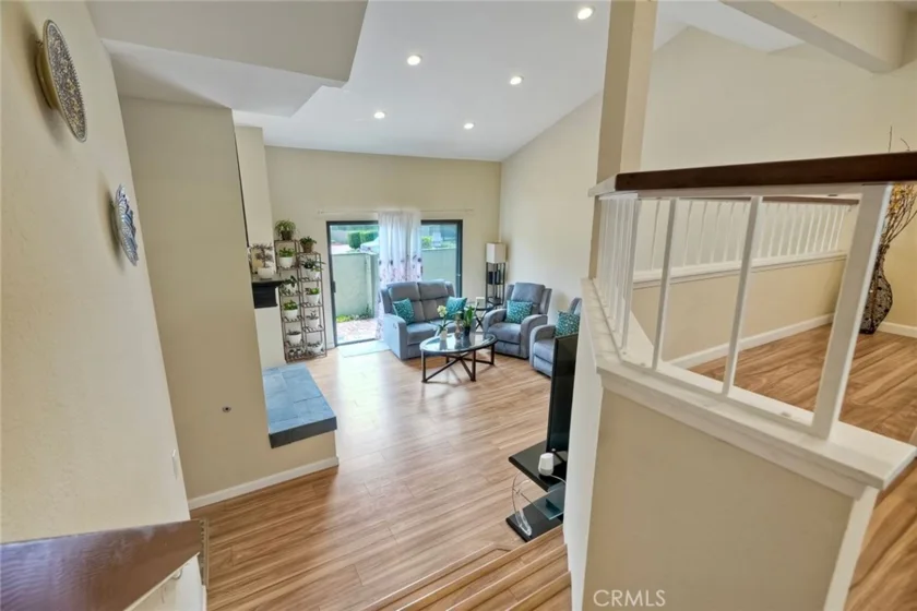 3304 Caminito Eastbluff #143 photo 17