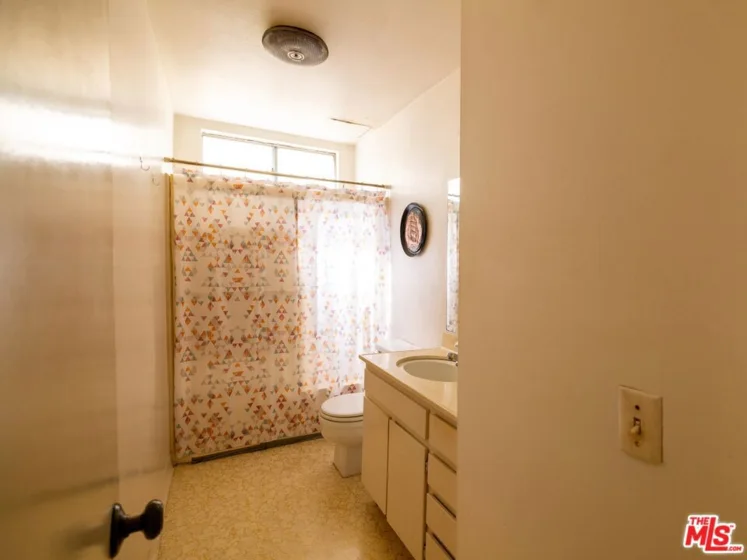 5055 Coldwater Canyon Avenue #114 photo 19