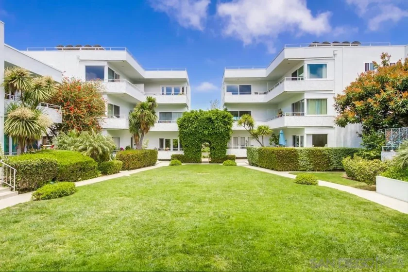 2352 Torrey Pines Road #9 photo 1