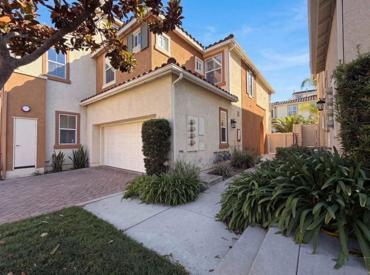 4099 Peninsula photo 24