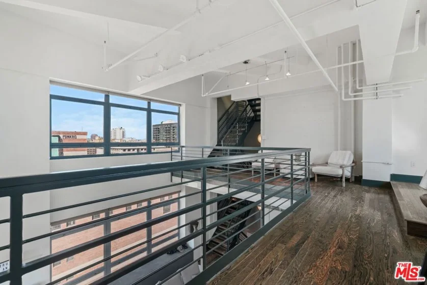 849 S Broadway #1210 photo 28