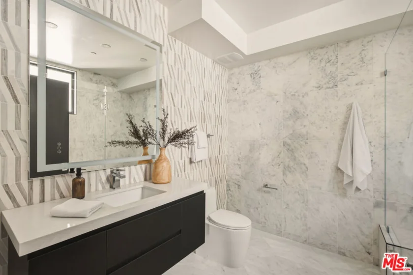 11967 Mayfield Avenue #108 photo 12