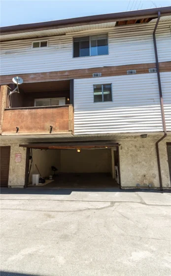 7115 Etiwanda #2 photo 20