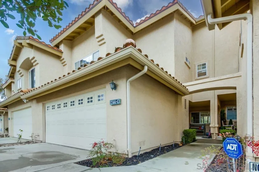 2344 Greenbriar Drive #C photo 1