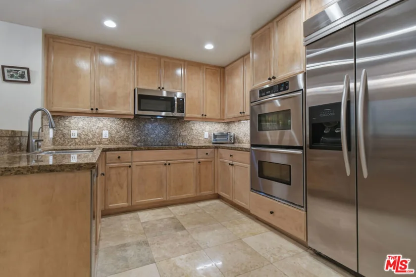 5625 Crescent Parkway #109 photo 13