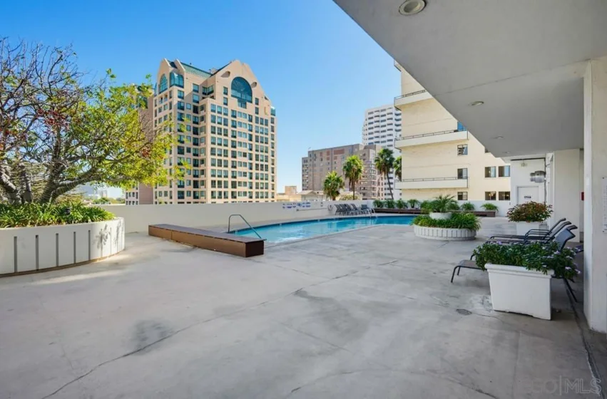 10501 Wilshire Boulevard #1005 photo 30