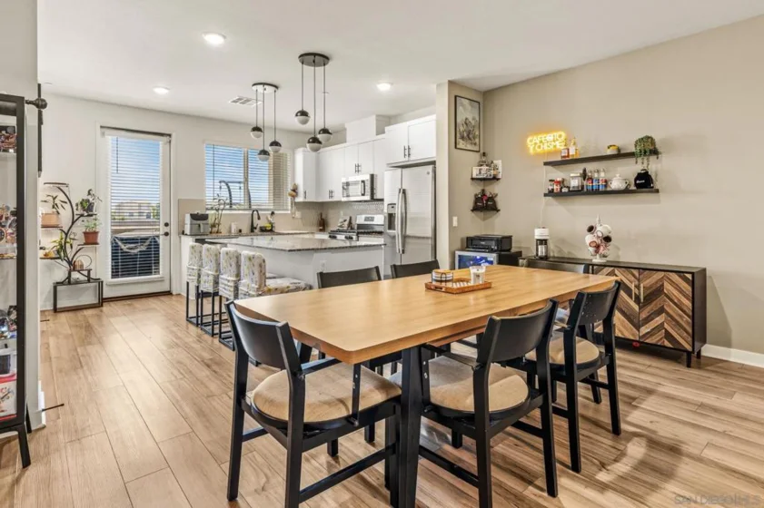 5310 Seacliff Place #11 photo 12