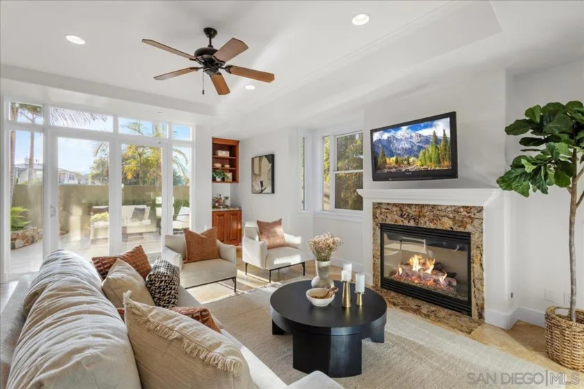 411 Orange Avenue #1 photo 1