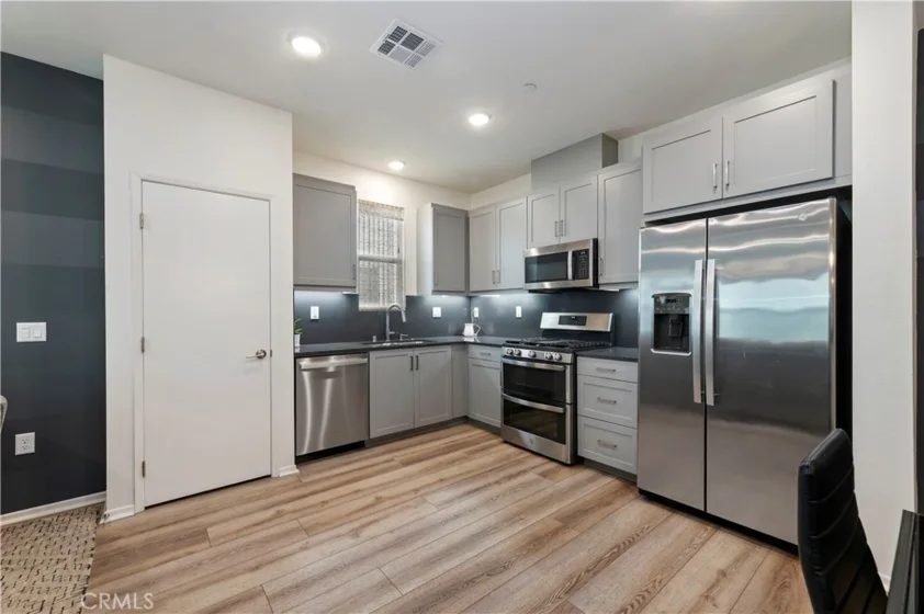 5494 Seacliff Place #55 photo 32