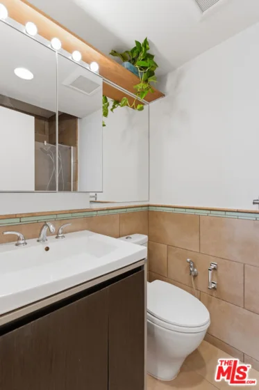 2444 4th Street #4 photo 8