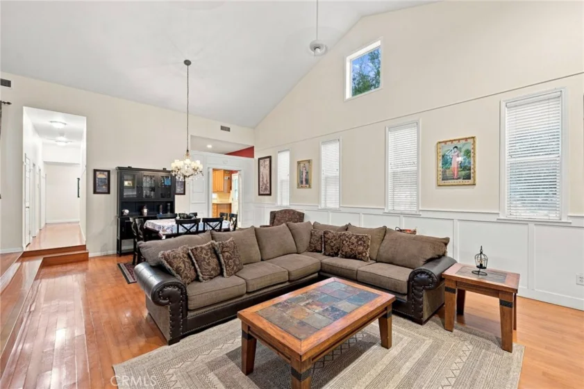 42761 Juniper photo 10