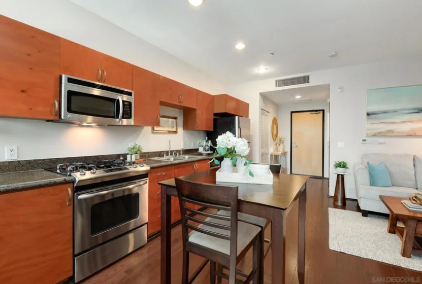 1551 4th Avenue #504 photo 3
