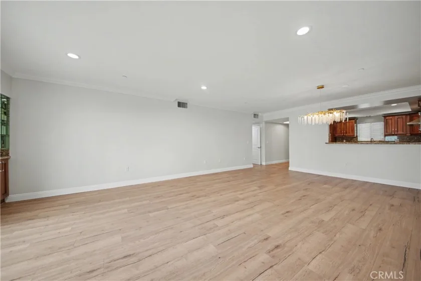 1878 Greenfield Avenue #204 photo 9