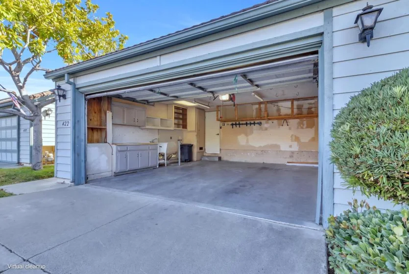 422 Devonshire Gln photo 23