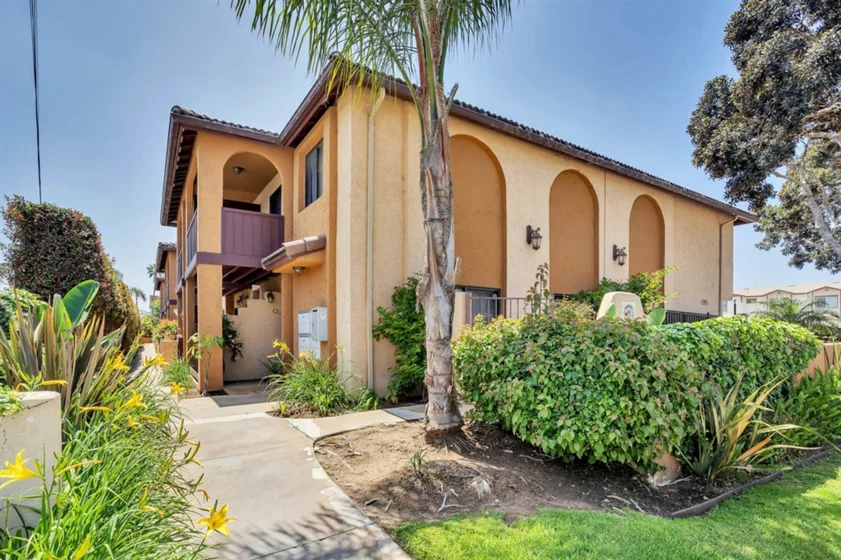 1351 Holly Avenue #J photo 1