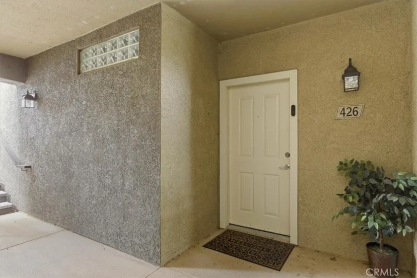 22681 Oakgrove #426 photo 3