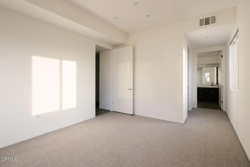 124 W Colorado Street #404 photo 16