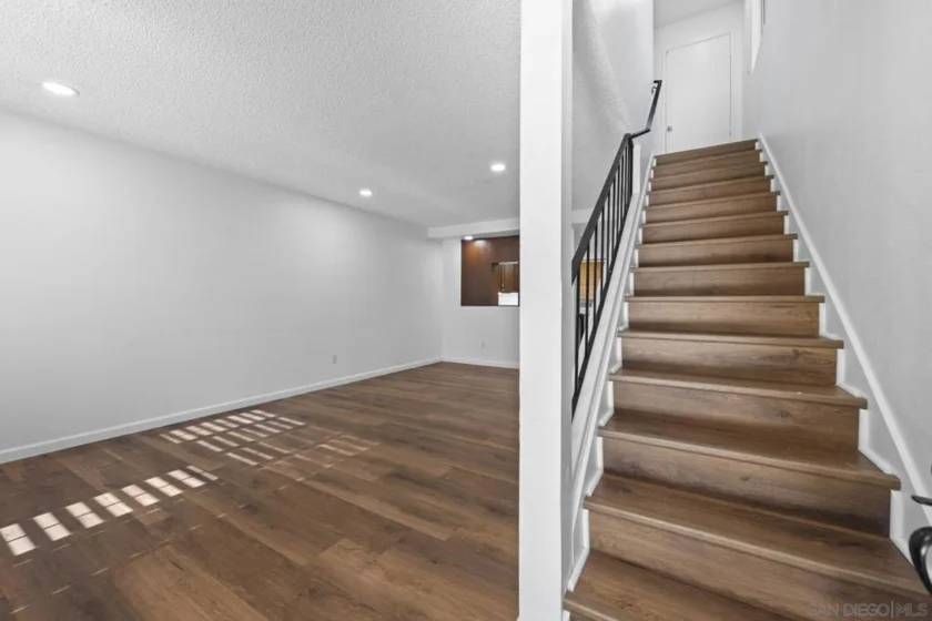 1512 Gustavo Street Unit B #B photo 3