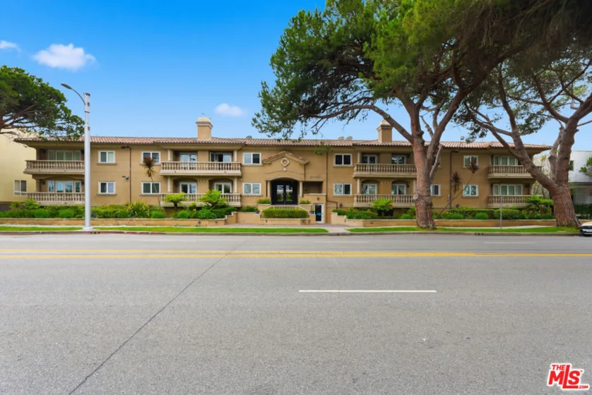 11440 National Boulevard #16 photo 2